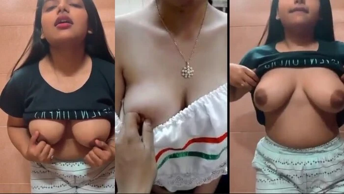 Beautiful Boobs Girl Playing With Boobs Hot MMS Videos
